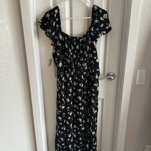 Old Navy Flutter-Sleeve Crepe Midi Dress